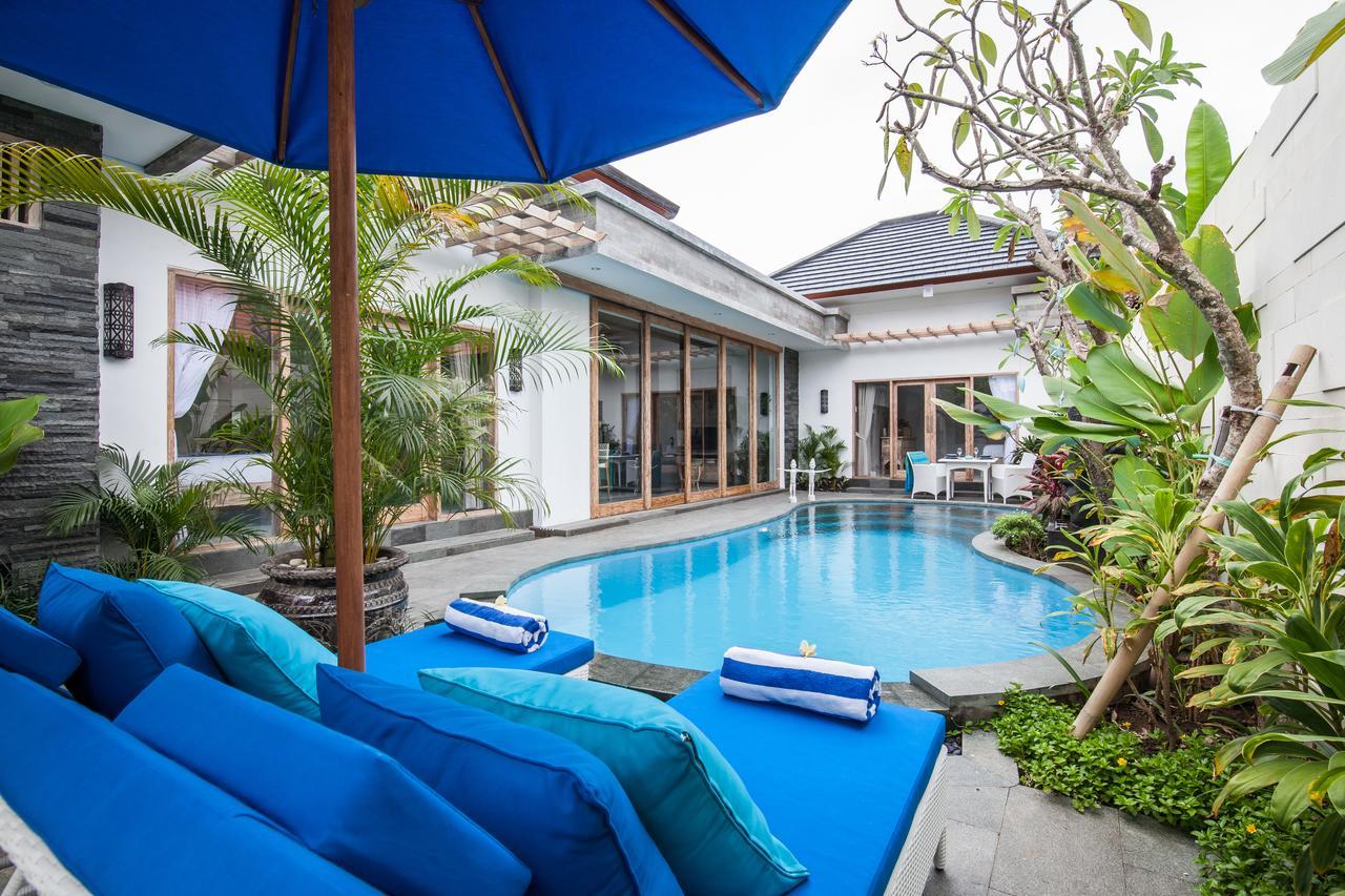 Ambermoon Villa 2 Seminyak  Exterior photo